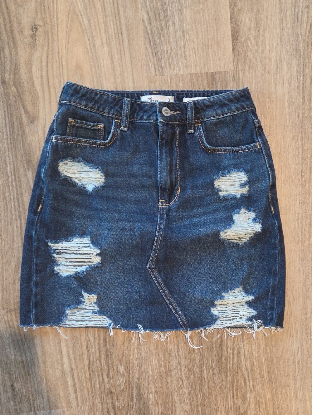 Hollister Dark Blue Ultra High Rise Distressed Denim Mini Skirt Size 3